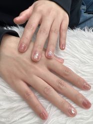 -七彩虹美甲美睫 半永久