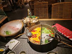 -三出山火锅(南京万象天地店)