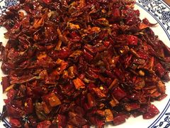 -黄桷树曹家私房菜(江与城店)