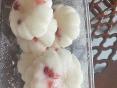 蔓越莓糕-鸽舞笙平金牌烧鸽子·融合菜(鲁谷店)