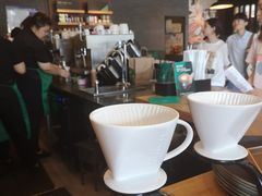 -星巴克臻选(济南万达店)