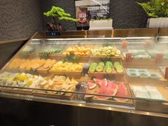 -一绪に和牛寿喜烧(罗湖益田假日店)