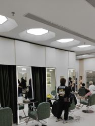 点击看大图 -八佰伴8008星级形象店