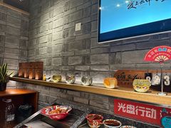 -老牌坊云南鱼豆花火锅(哈西万达店)