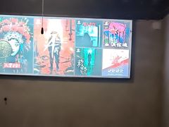 -荒岛实景沉浸密室(江汉路1店)