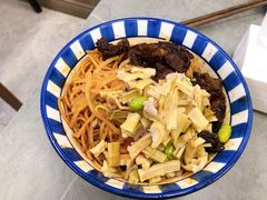 -梅溪·小伙子干挑面(安吉总店)