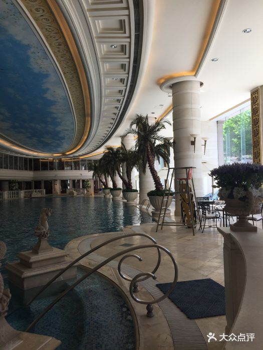 棕榈泉国际公寓会所游泳池图片 - 第9张