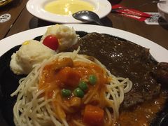 -豪客来牛排(空港华联店)