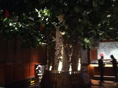 -八府香鸭·啫啫煲(华山路店)