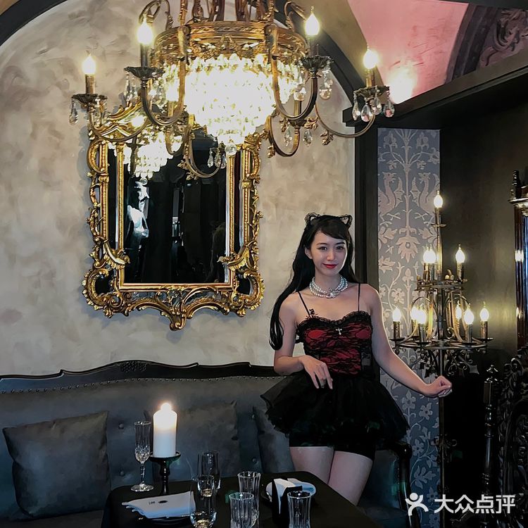 BU CASTLE｜外滩首家暗黑古堡西餐厅🏯