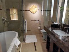 -青岛海尔洲际酒店