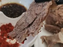 手抓羊脖-伊祥·敦煌楼