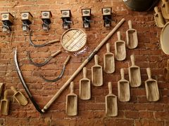 大堂-Lozhki-ploshki