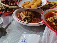-金渝海鲜烧烤万州烤鱼店