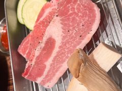 -蚂蚁洞·烤肉大营地(上海静安大悦城店)