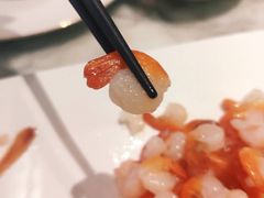 手剥河虾仁-蝶园·装修中(BFC外滩金融中心店)
