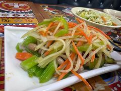 -金扁豆酱肉焖面