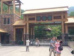 -本溪汤沟绿石谷森林公园