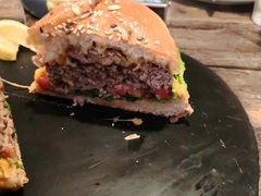 -HIGH FIVE哈福手工汉堡(桂林路店)