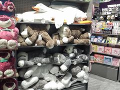 -潮品挚尚(五角场苏宁易购店)