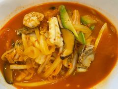辣海鲜面-桃园中华料理炸酱面(燕儿岛路店)