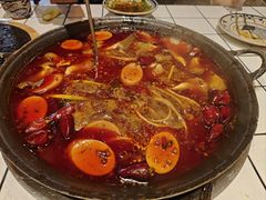 -旧街市鲜货老火锅(大光路店)