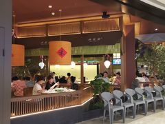 -弄堂里(西溪龙湖天街店)