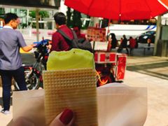 -詹爷爷乌节路街头冰淇淋