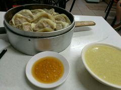 -金城包子牛肉灌汤包(台东四路店)