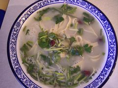 -烤鸭肉夹馍鸭汤店