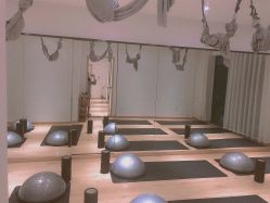 -凡瑜伽·普拉提