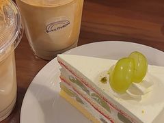 -black rainbow coffee