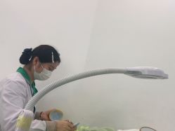 -苗医生0感科技祛痘