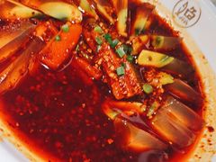 -江渔儿酸菜鱼·拔草餐厅(虎门君乐汇店)