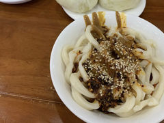 甜水面-胡成记口蘑龙眼包子(盐道街店)