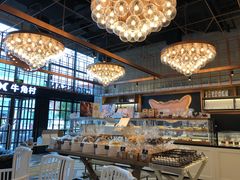 面包甜点陈列柜-牛角村(大族广场店)