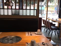 -唯成•韩国炭火烤肉 유성고기