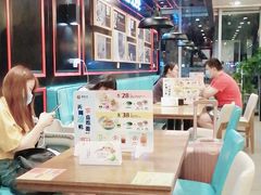 -李先生牛肉面大王(上海站南广场店)