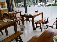 靠窗位-疯狂鸭脑壳(俱进路店)