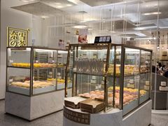 面包甜点陈列柜-奈雪的茶(市百一店)