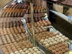 -Laderach 莱德拉(上海环贸iapm店)