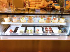 面包甜点陈列柜-花花卷卷·鲜食蛋糕(静安久光百货店)