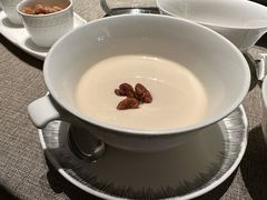 -虹潮荟·餐桌上的美食地理(太阳宫店)