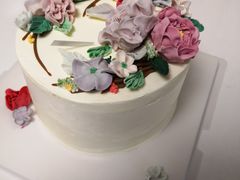 韩式奶油霜裱花蛋糕-Dark Horse·黑马蛋糕·低脂·低糖淡奶(金匙望湖大厦店)