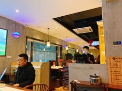 大堂-九府羊·鲜羊火锅·烤串(新华路店)