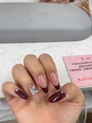 -尤米一站式美甲美睫