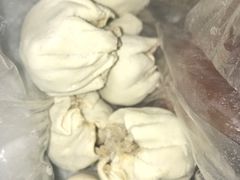 -严氏重油烧麦(民权路店)