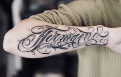 -729CLUB美式风格纹身店