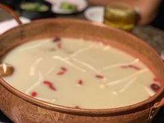 北京烤鸭加黑胡椒猪肚鸭架锅-三人行骨头王火锅(长寿店)