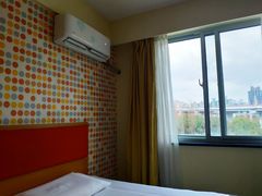 -如家精选酒店(上海塘桥儿童医学中心世博店)